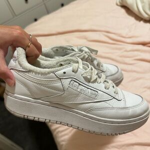 Reebok club c’s